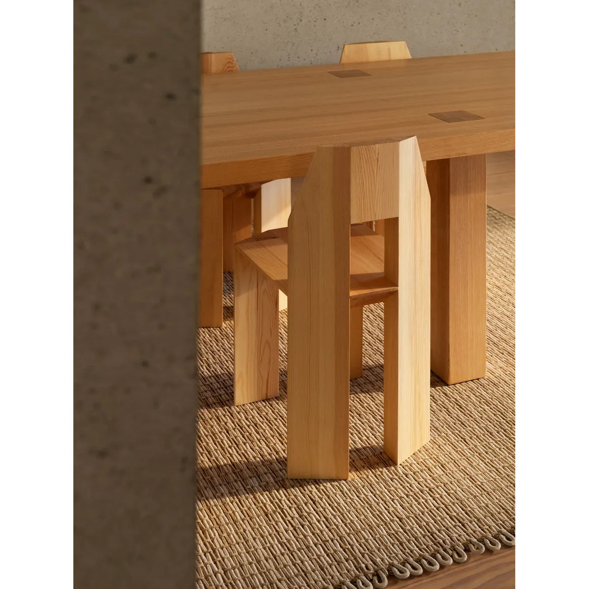 Min Chair